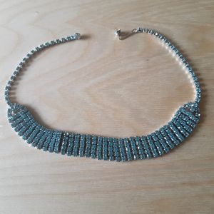 Blue crystal choker